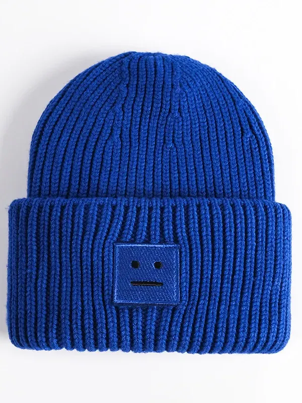 27 Face Patch Toque can be rewritten as Stylish and Warm 27 Patch Knit Beanie.