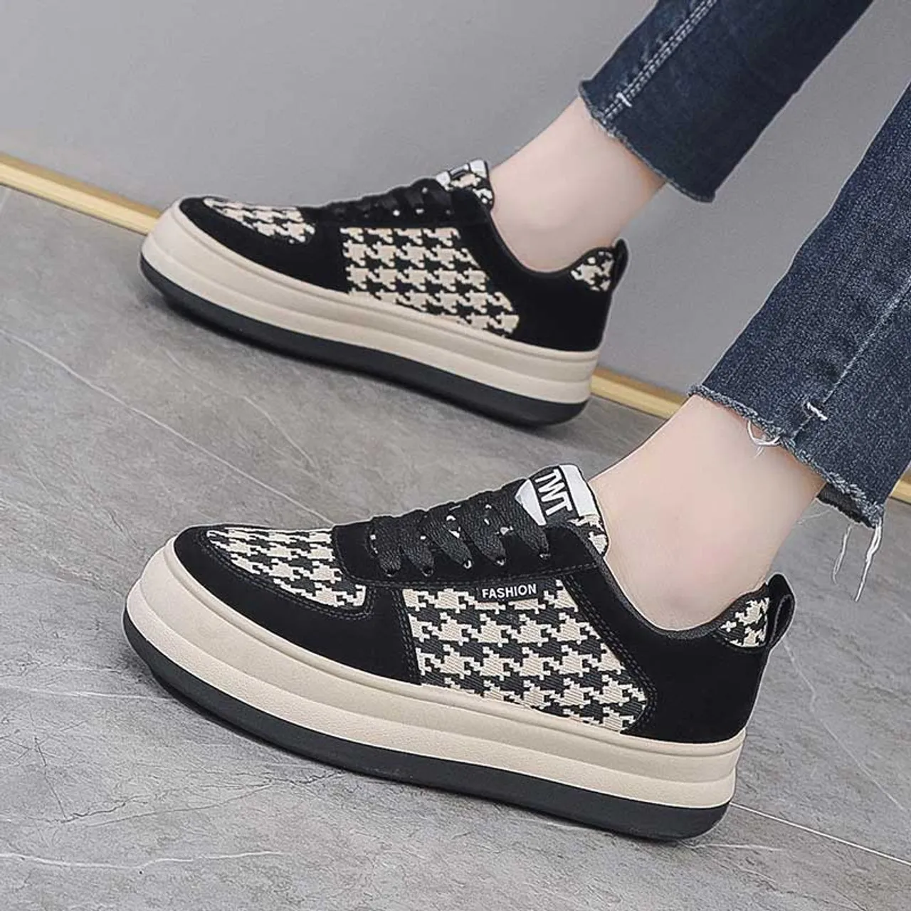 Black chidori pattern lace up shoe sneaker