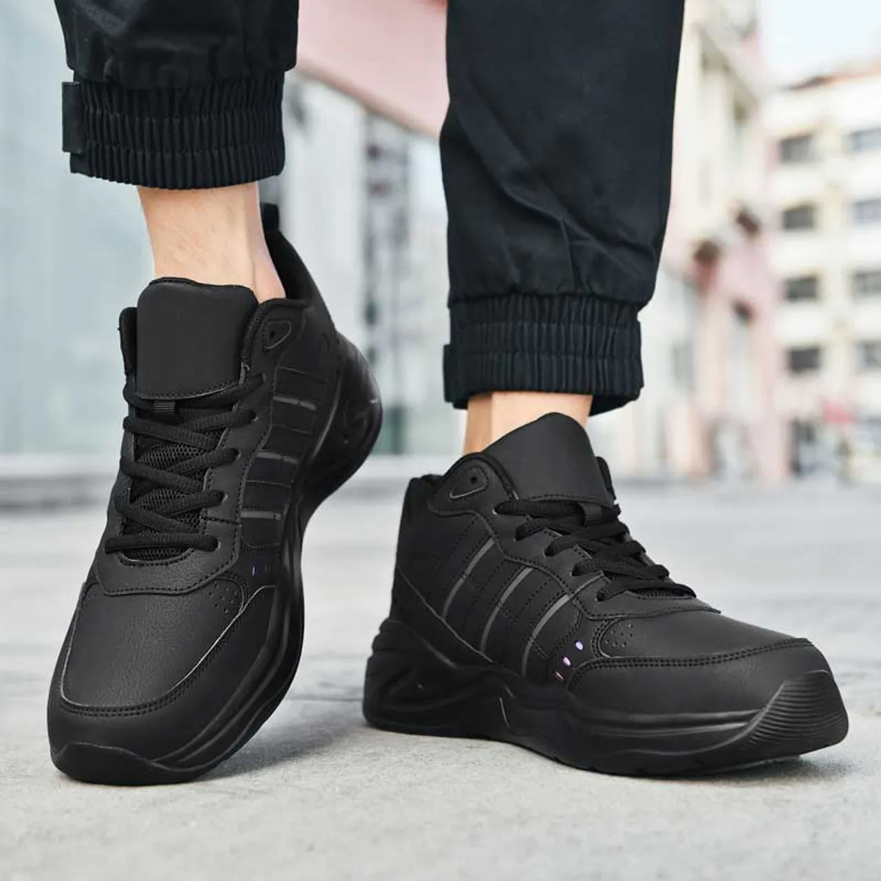 Black triple stripe sport shoe sneaker 2519