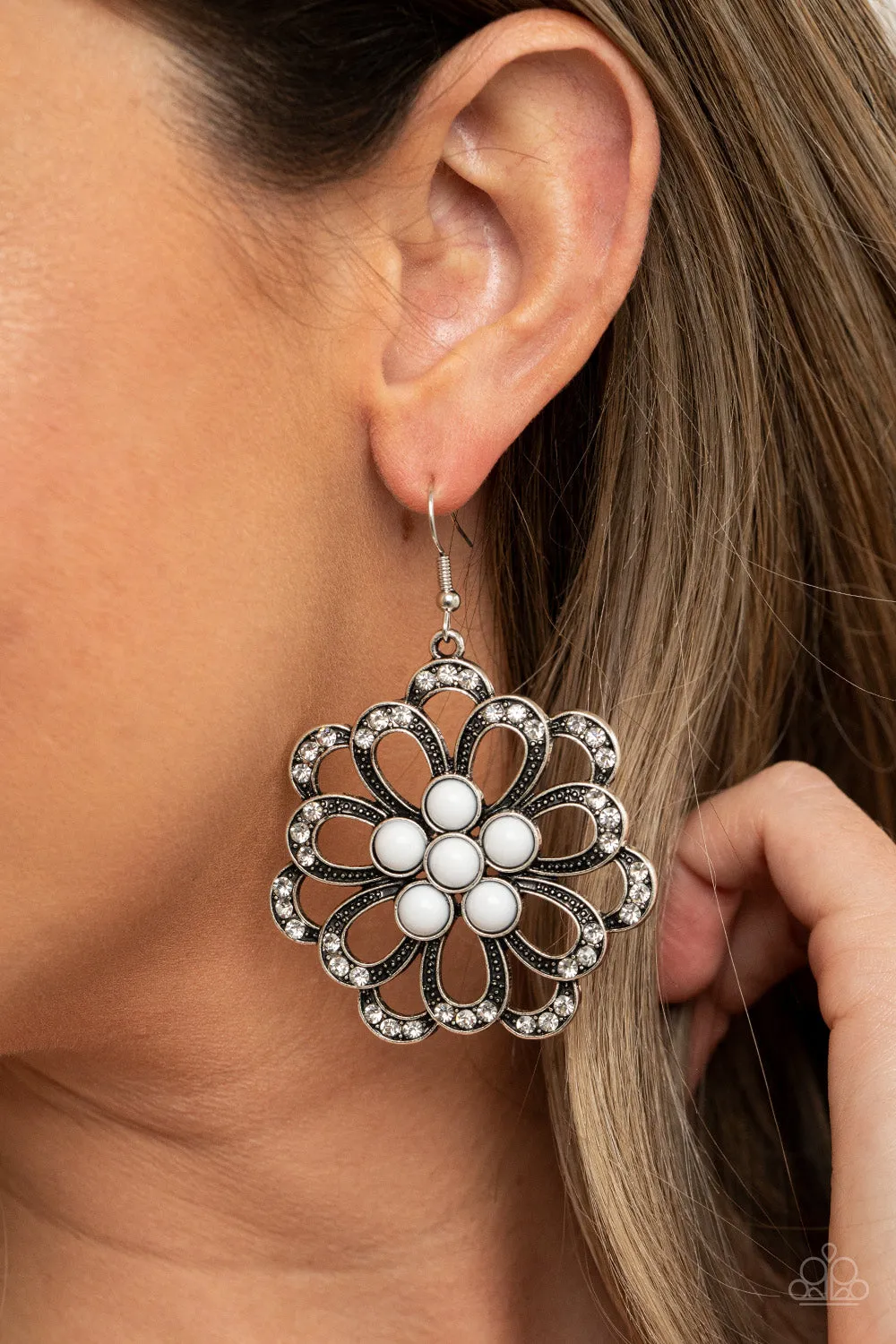 Dewdrop White Earrings - Sparkling and Stunning