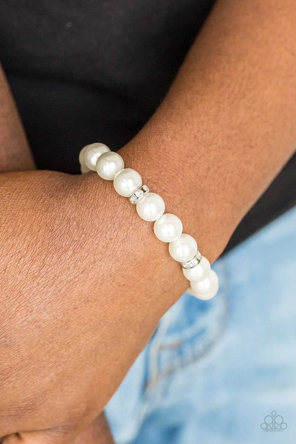 Exquisite White Bracelet