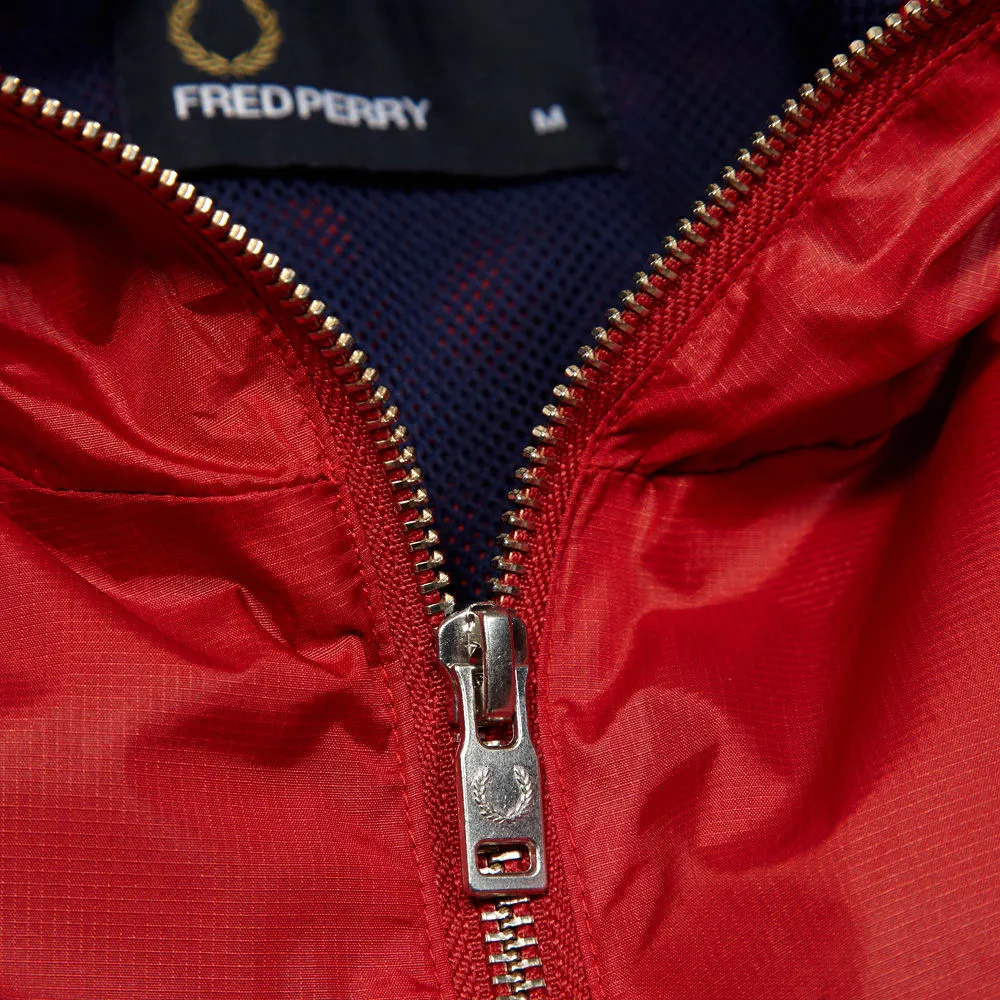 Fred Perry CagouleWashed Red