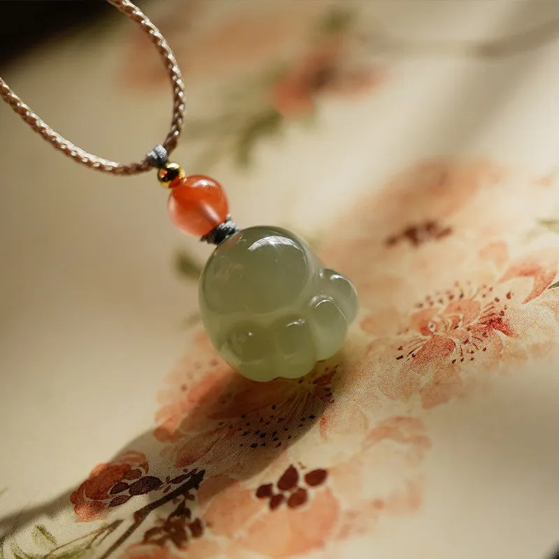 Luxyin Hetian Green Jade Cat Paw Necklace