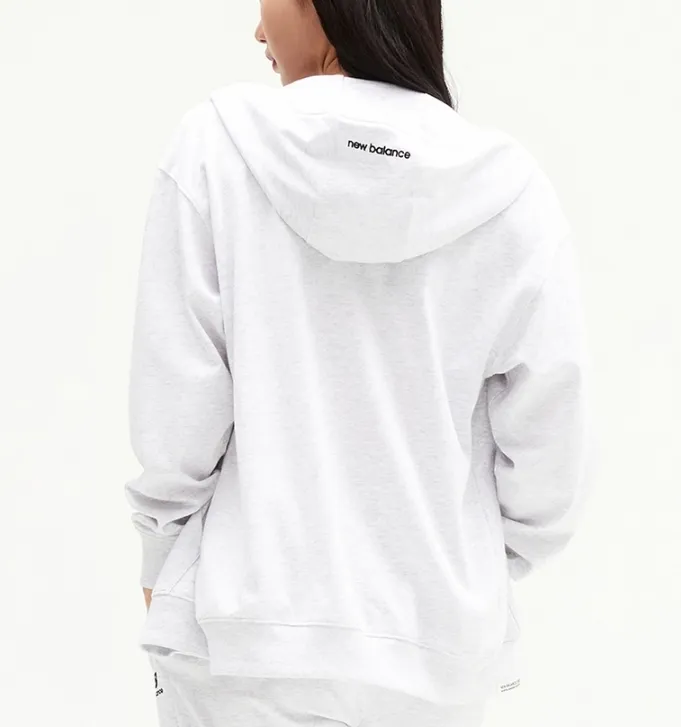 New Balance plain logo long sleeves - unisex street style