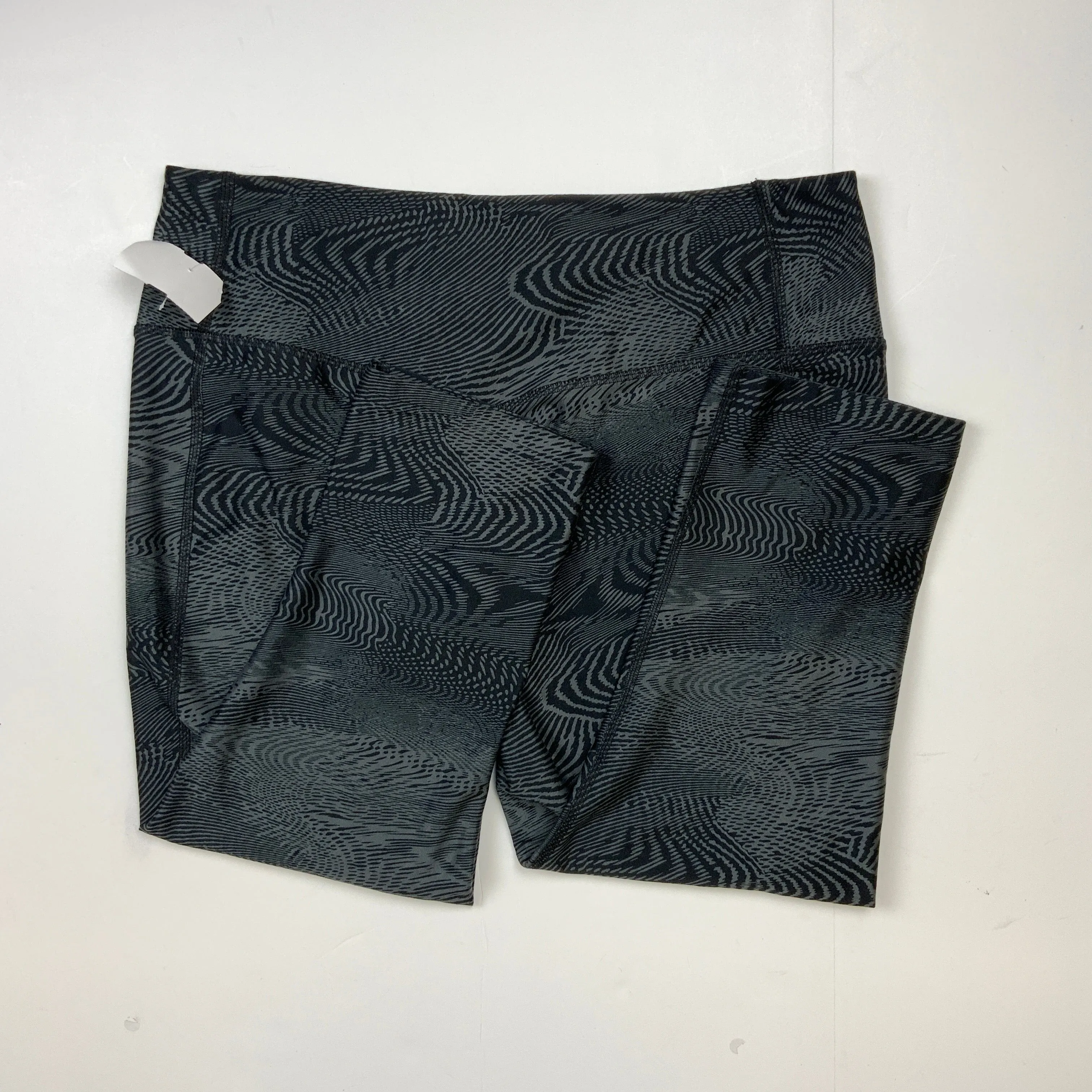 Nike Apparel Athletic Capris Size L.