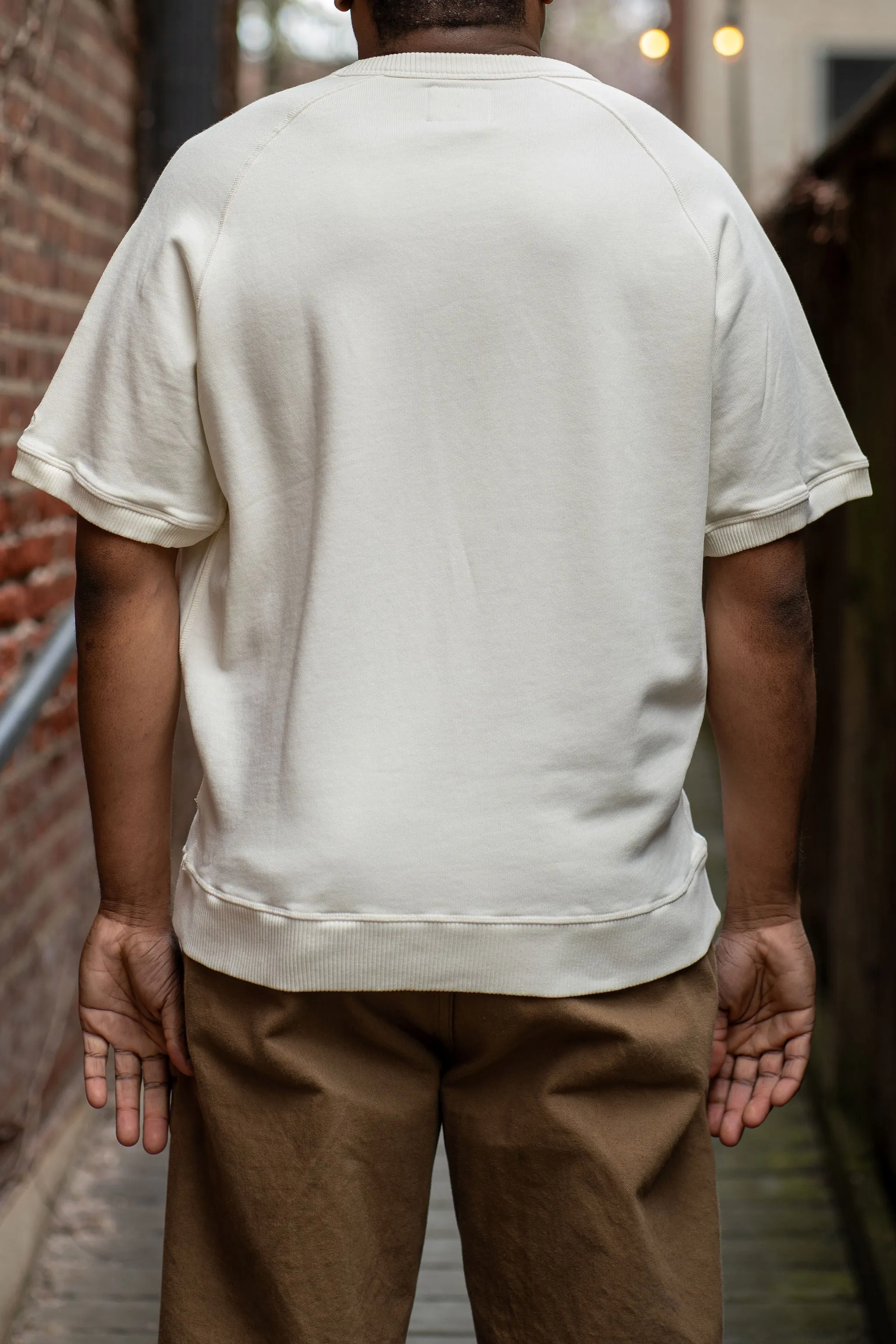 Raglan Runner Crew - Milk | Knickerbocker