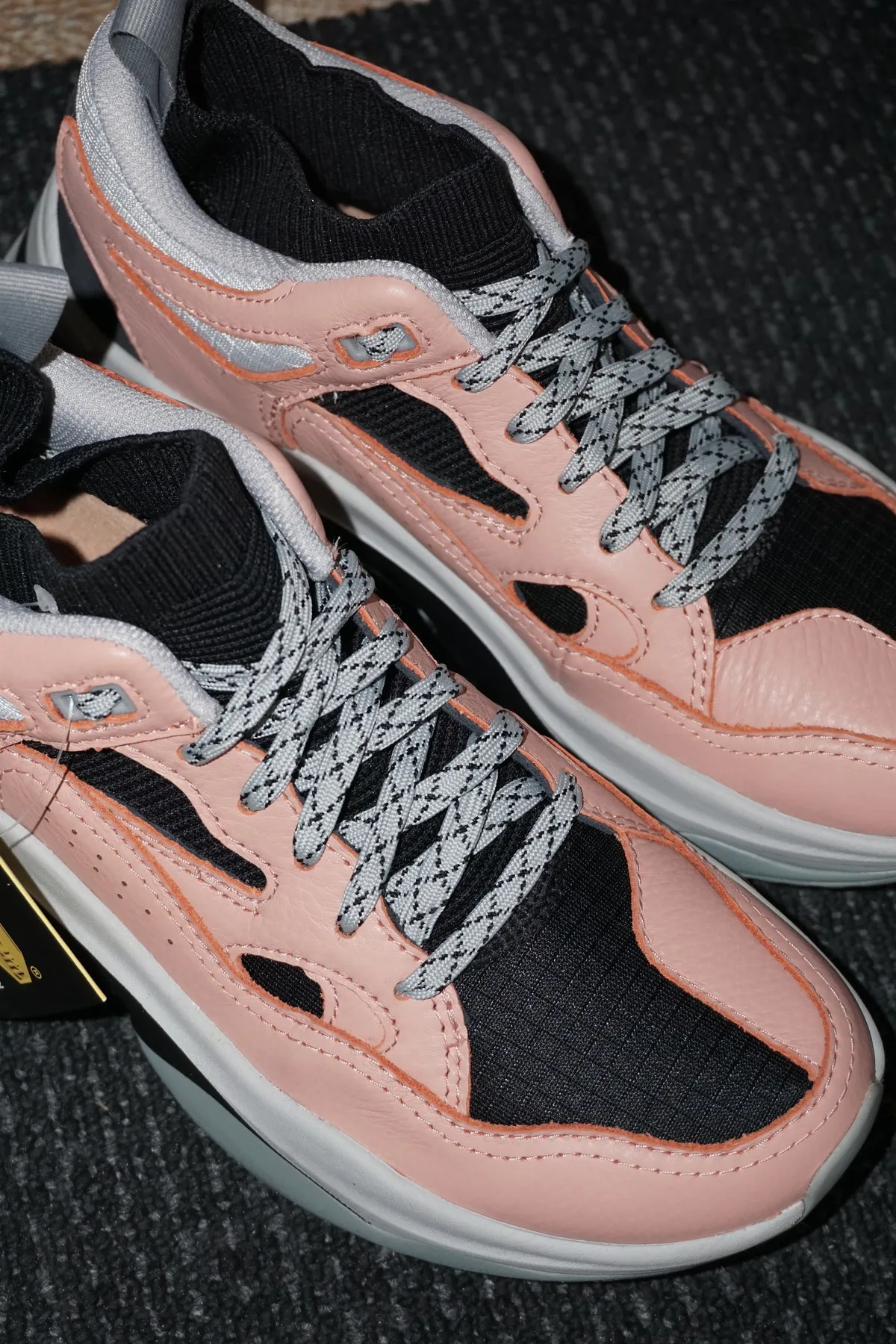 SAGA SNEAKER -  PINK