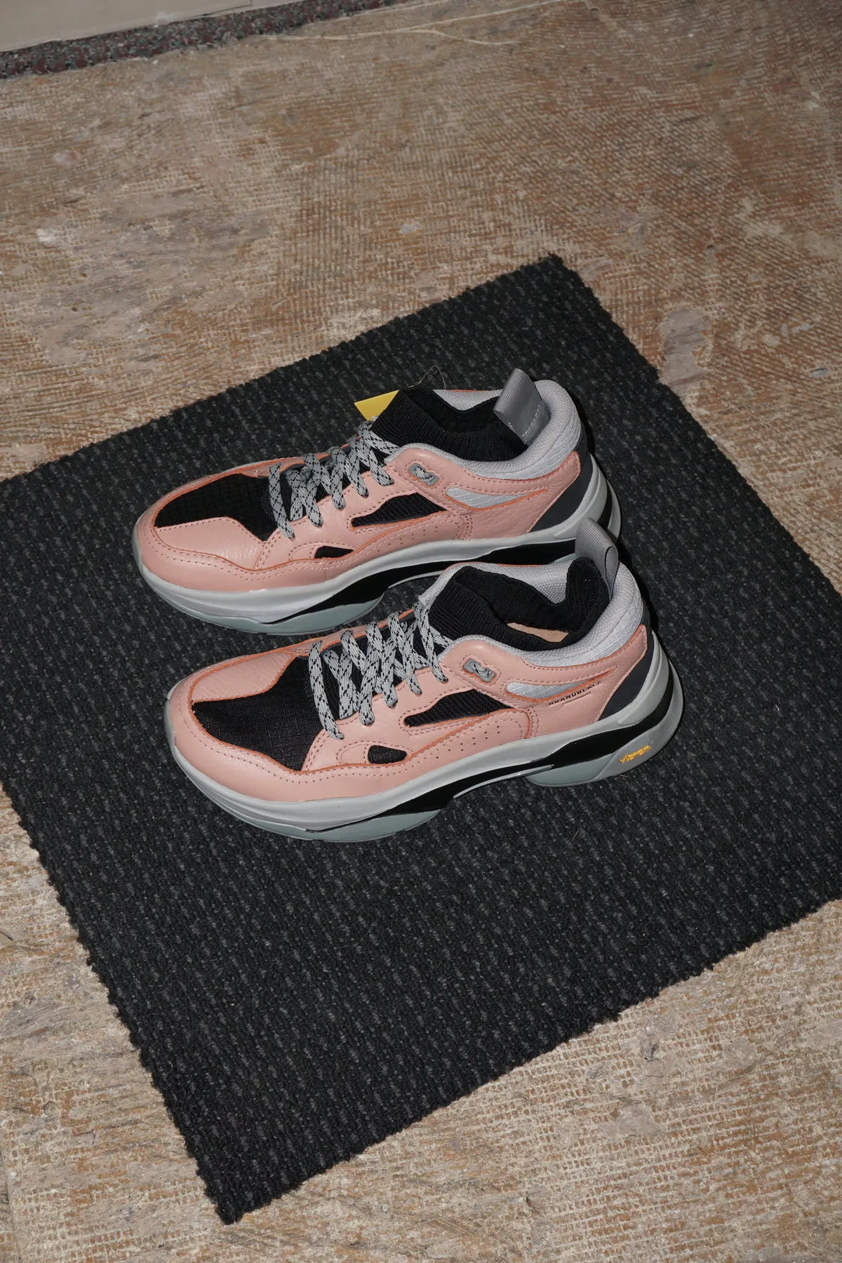 SAGA SNEAKER -  PINK