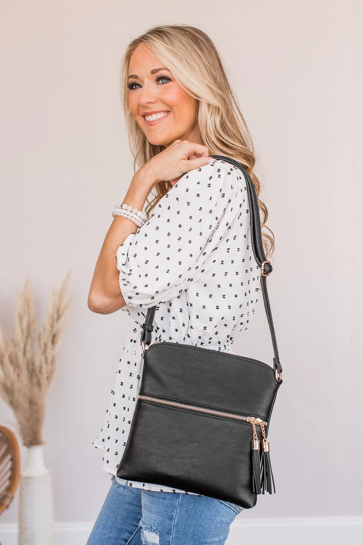 Sophisticated Looks Shoulder Purse- Black