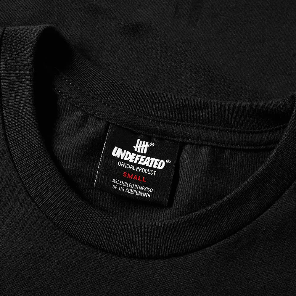 Undefeated Felt Patch Strike TeeBlack