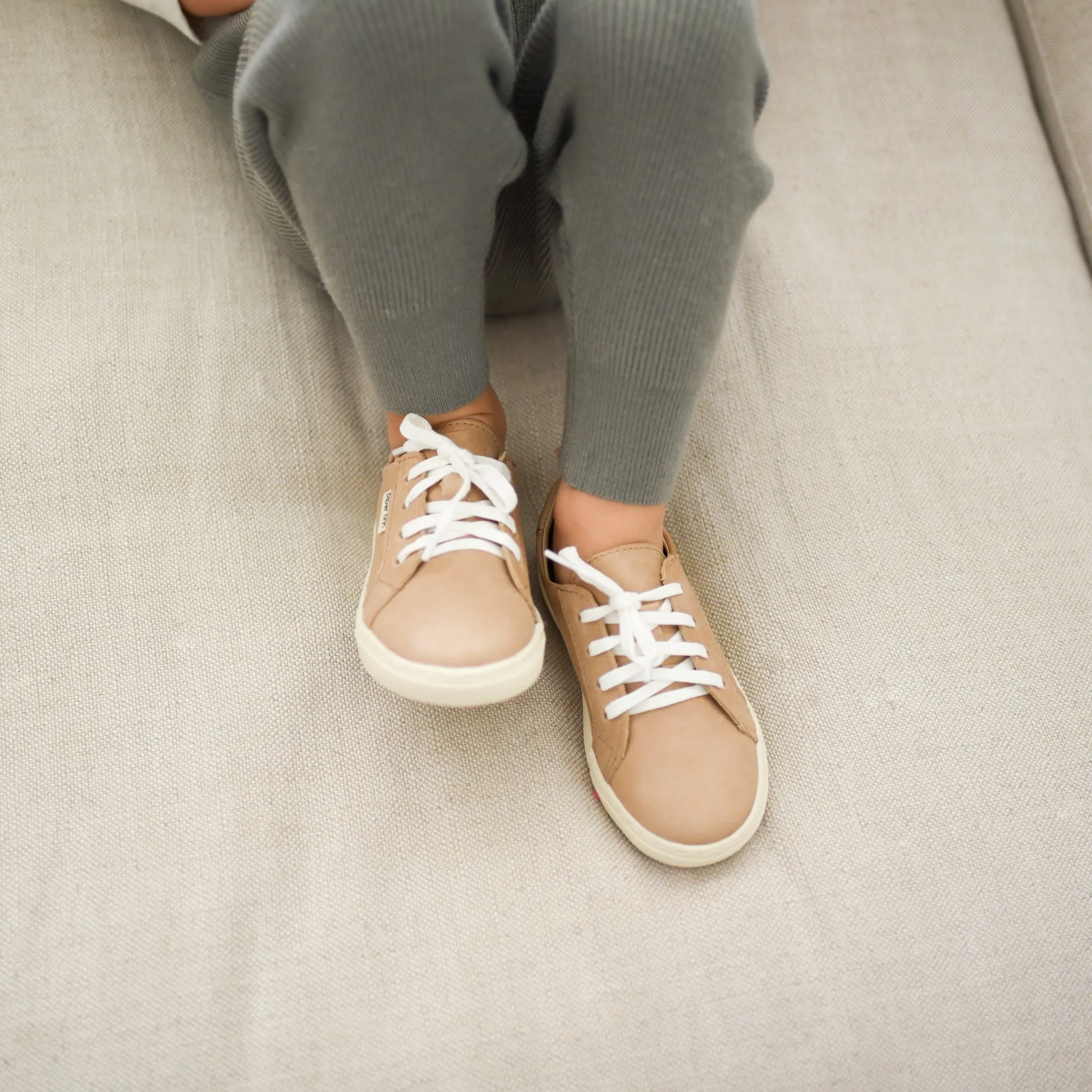 Waxed Tan - Low Top Sneakers