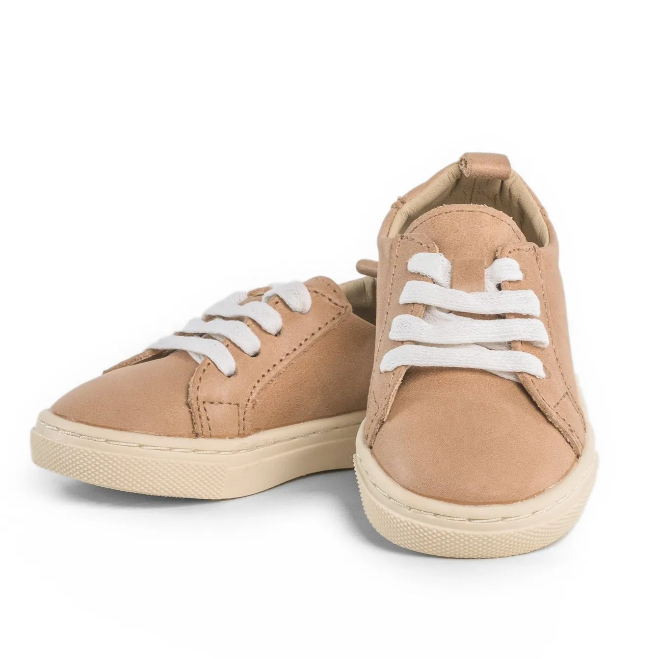 Waxed Tan - Low Top Sneakers