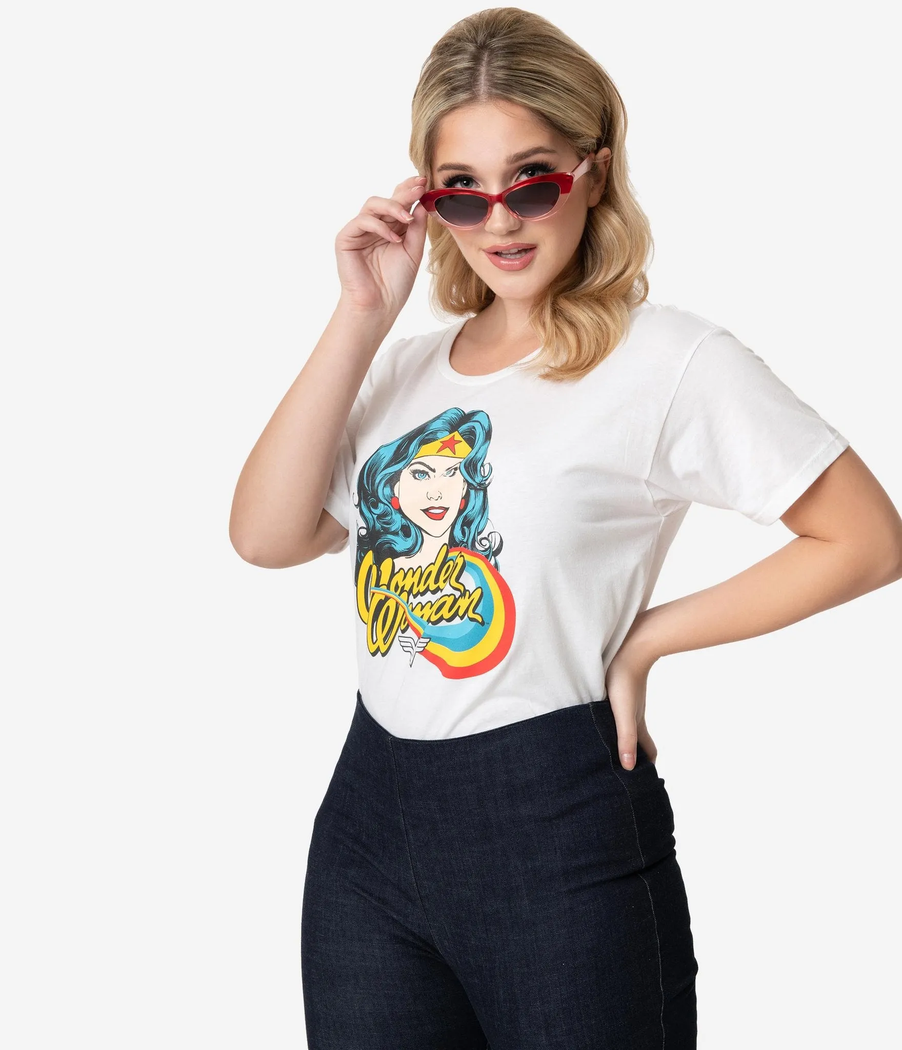 Wonder Woman Unique Vintage Retro Icon Tee (Size S and XL) - Google SEO result