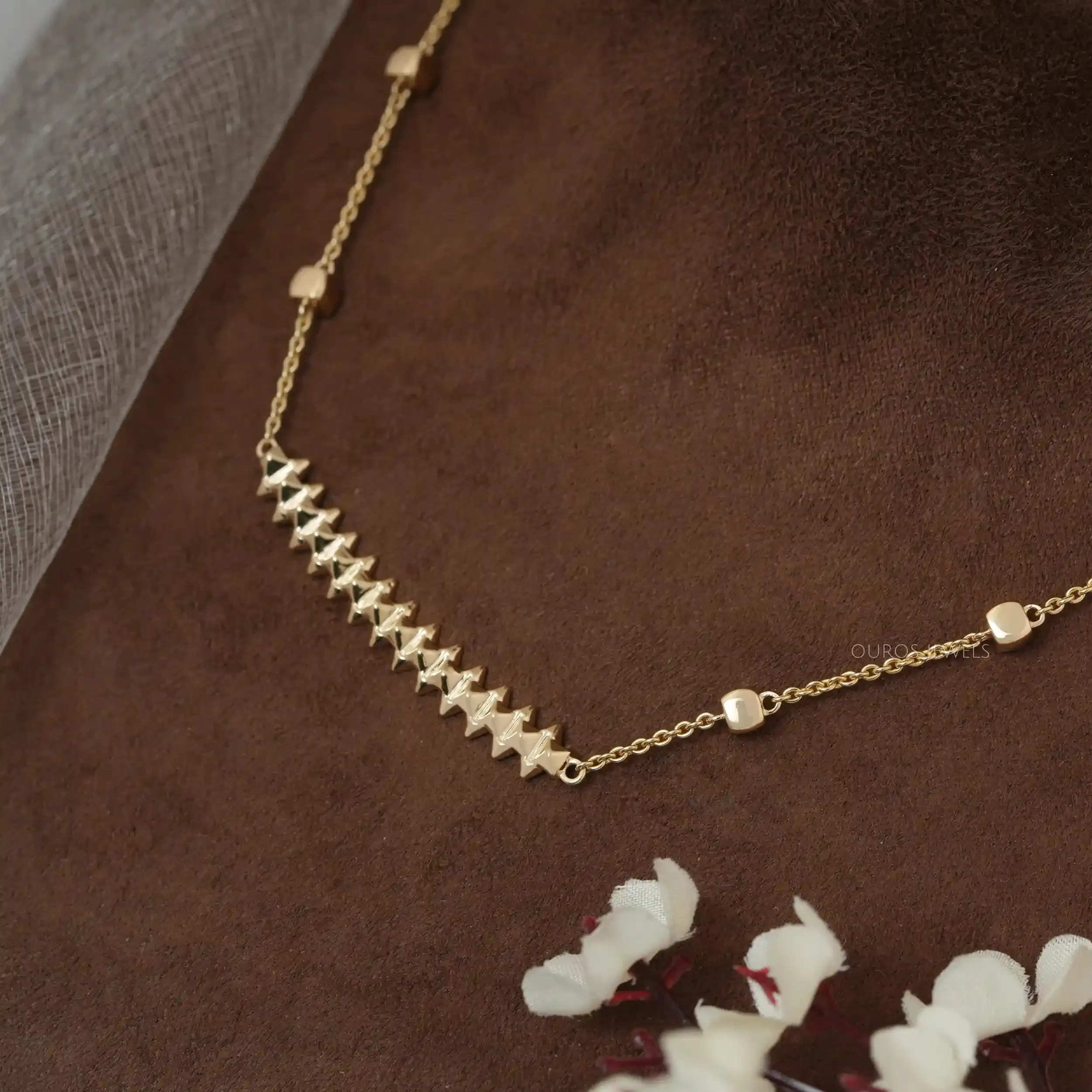 Zigzag Line Necklace